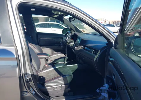 2020 Mitsubishi Outlander Le 2.4 from USA, damaged, VIN JA4AD3A34LZ039090